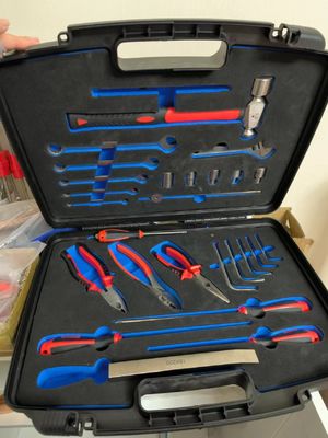 Insulated Handles Non Magnetic Tool Kit Customized Logo Laser Logo Service Durable Precision Tools for Electronics Repair