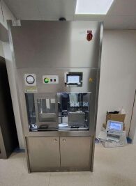 ป้องกันรังสีแกมม่าและรังสีเอ็กซ์ เซลล์ร้อน F18 อุปกรณ์พร้อมกับกรองคาร์บอนที่ทํางาน