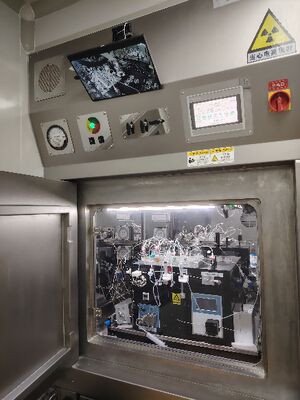 เซลล์ร้อนประเภท A พร้อมแผ่นเหล็กเหล็กกระปุก เพื่อการป้องกันรังสีนิวเคลียร์และการออกแบบ ergonomic ที่ดีขึ้น